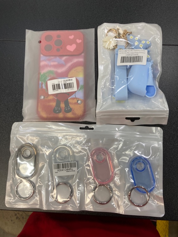 Photo 1 of MISC TECH BUNDLE///AIRTAG BUNDLE, IPHONE CASE AND AIRPOD CASE