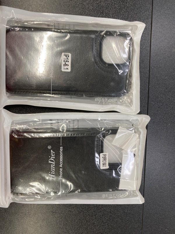 Photo 3 of PHONE CASE BUNDLE///IPHONE 15 PRO MAX AND IPHONE 15