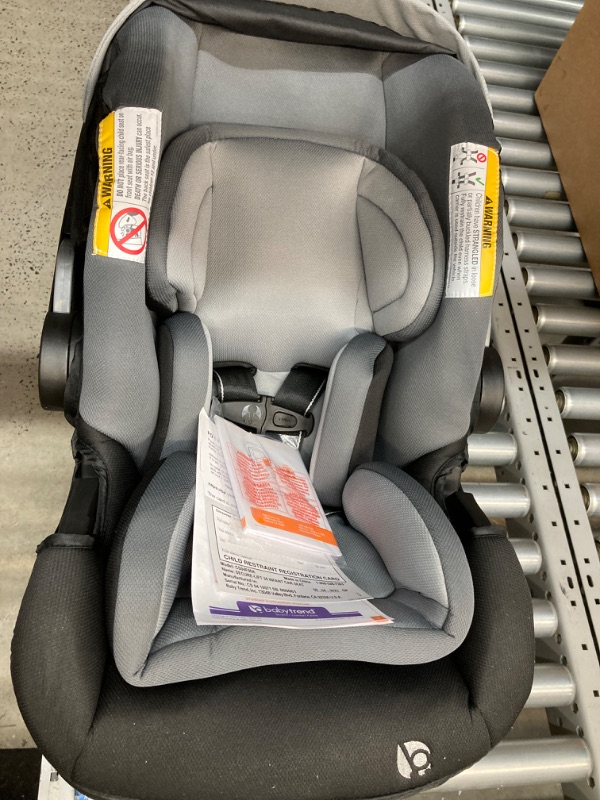 Photo 2 of Baby Trend Secure-Lift 35 Infant Car Seat, Dash Black