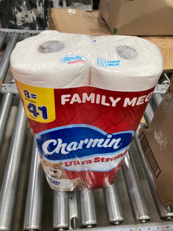 Photo 2 of Charmin Ultra Strong Clean Touch Toilet Paper, 24 Family Mega Rolls = 123 Regular Rolls CHRM 24FM (New)