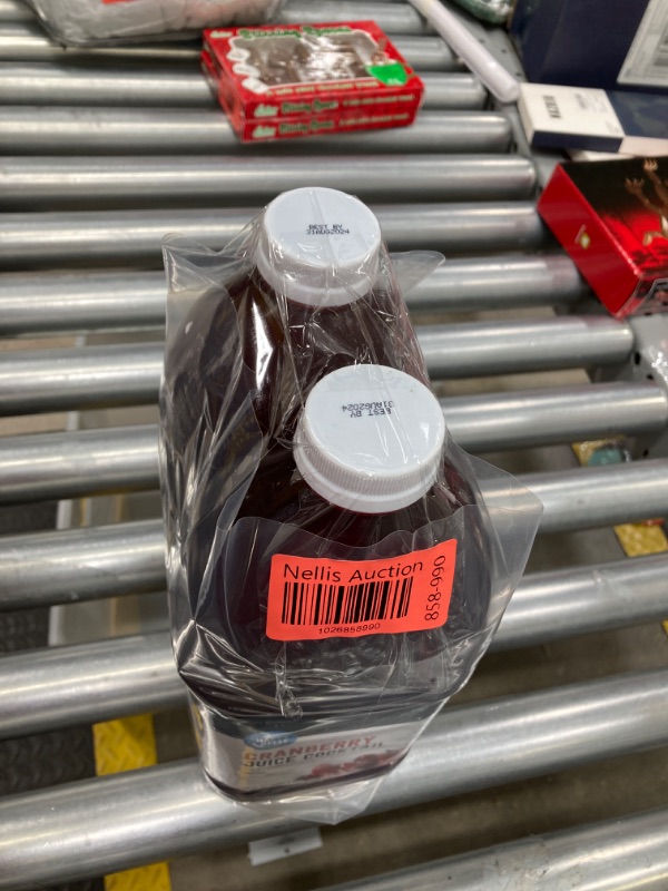 Photo 2 of **8 BUNDLE X 2 **8 Amazon Brand - Happy Belly Juice Cocktail, Cranberry, Plastic Bottle, 64 fl oz (Pack of 1) Cranberry 64 Fl Oz (Pack of 1) BEST BY AUG 31/24