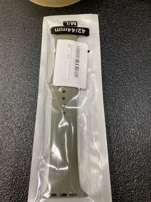 Photo 1 of Compatible with Apple Watch Silicone Sport Band for Series SE 8 7 6 5 4 3 2 1 38mm 40mm 41mm 42mm 44mm 45mm Khaki 42/44/45mm