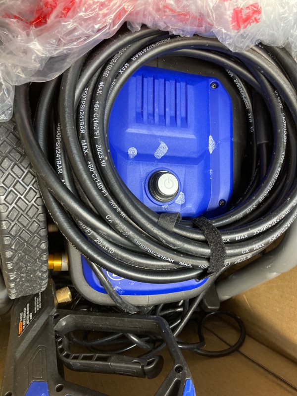 Photo 3 of Westinghouse WPX3000e Electric Pressure Washer, 3000 Max PSI and 1.76 Max GPM, Induction Motor, Onboard Soap Tank, Spray Gun and Wand, 5 Nozzle Set, for Cars/Fences/Driveways/Homes/Patios/Furniture