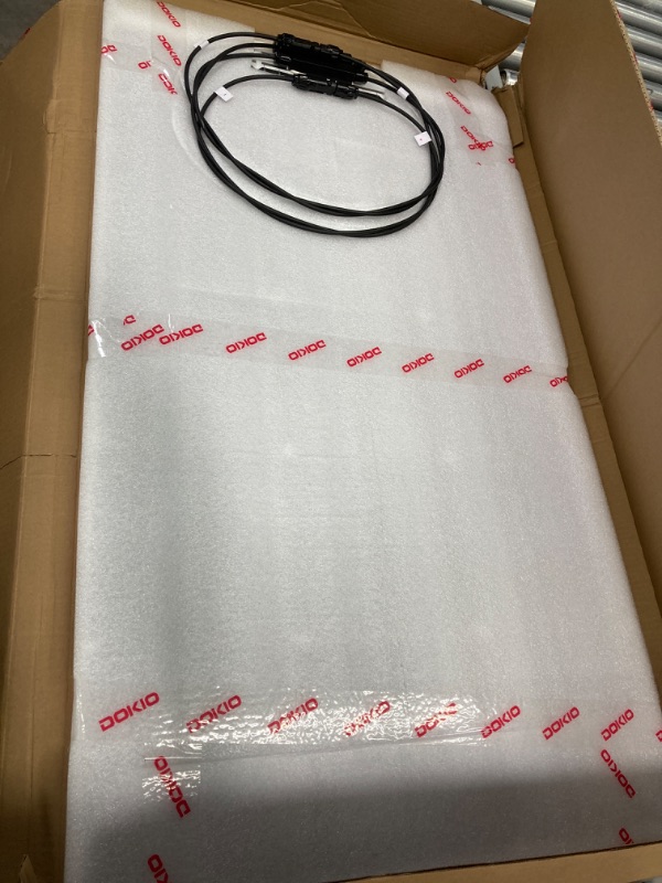 Photo 2 of DOKIO Flexible Solar Panel 4x100w(400w) Semi-Flexible Bendable 12V Monocrystalline Off-Grid for RV Boat Cabin Van Car and Caravan RV Boat Camper