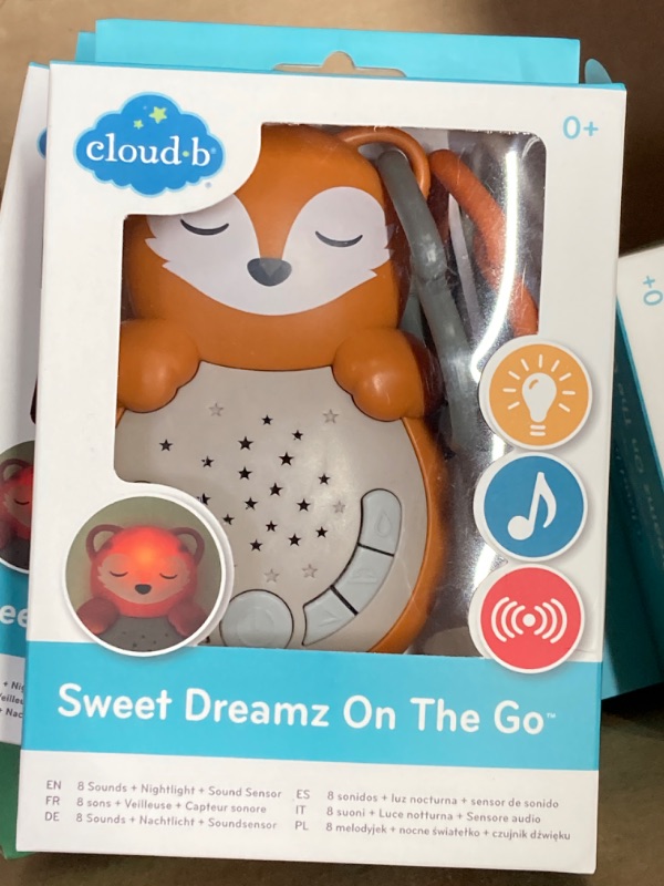 Photo 2 of Cloud b Travel Comforting Sound Machine w/Calming Light | 4 White Noise and 4 Lullabies | Re-Activating Smart Sensor | Sweet Dreamz On the Go™ - Fox Sweet Dreamz on the Go - Fox