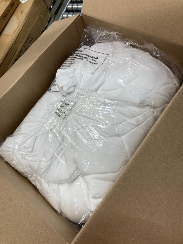 Photo 1 of ELEMUSE Queen Mattress Pad Quilted Bed Mattress Topper, Plus Grey Cooling Fitted Sheet, Supportive Pillowtop Mattress Protector with Fluffy Filling Queen Grey/Pengucool Mattress Pad