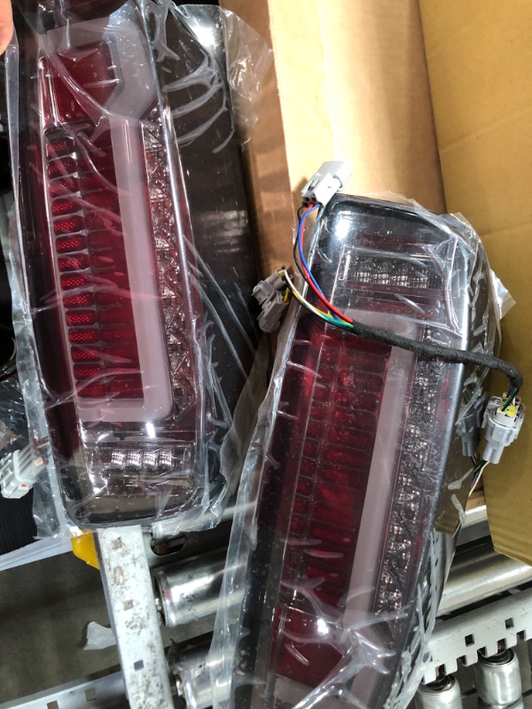 Photo 2 of Rowxroad Tail Lights Fit for Nissan Frontier LED Tail Lights 2005-2021 Plug and Play Tail Light for Frontier Smoked Rear Lights Assembly Replacement