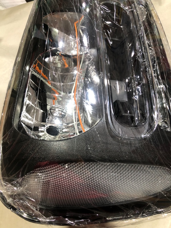 Photo 3 of (please see all images) DWVO Headlight Assembly Compatible with 2002-200* Chevy trailblazer