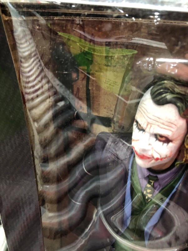 Photo 3 of **NOT EXACT SAME AS STOCK PHOTO** NECA - The Dark Knight - The Joker (Heath Ledger) Action Figure (1/4 Scale)