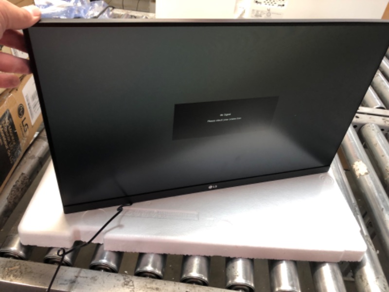 Photo 2 of 24" Class Full HD IPS LED Monitor with Radeon FreeSync™ (24" Diagonal)
