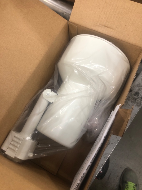 Photo 1 of Juno Trac-Lites Step-Cylinder White Light with White Baffle