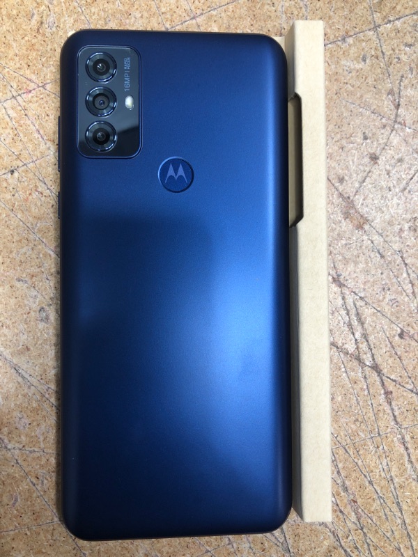 Photo 4 of **POWER CORD MISSING***
Moto G Play 2023 3-Day Battery Unlocked Made for US 3/32GB 16MP Camera Navy Blue Navy Blue Unlocked Smartphone