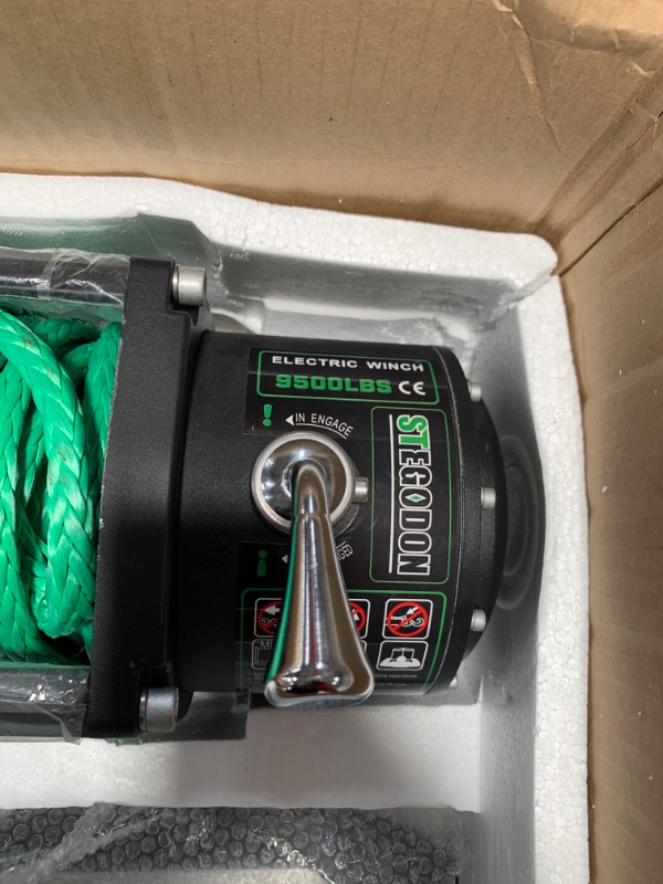 Photo 6 of ***Parts Only***STEGODON New 9500 lb. Load Capacity Electric Winch S3,12V Waterproof IP67 Electric Winch with Hawse Fairlead, Synthetic Rope Winch with Wireless Handheld Remote and Wired Handle(Green-Rope) 9500 lb. Winch Synthetic Rope