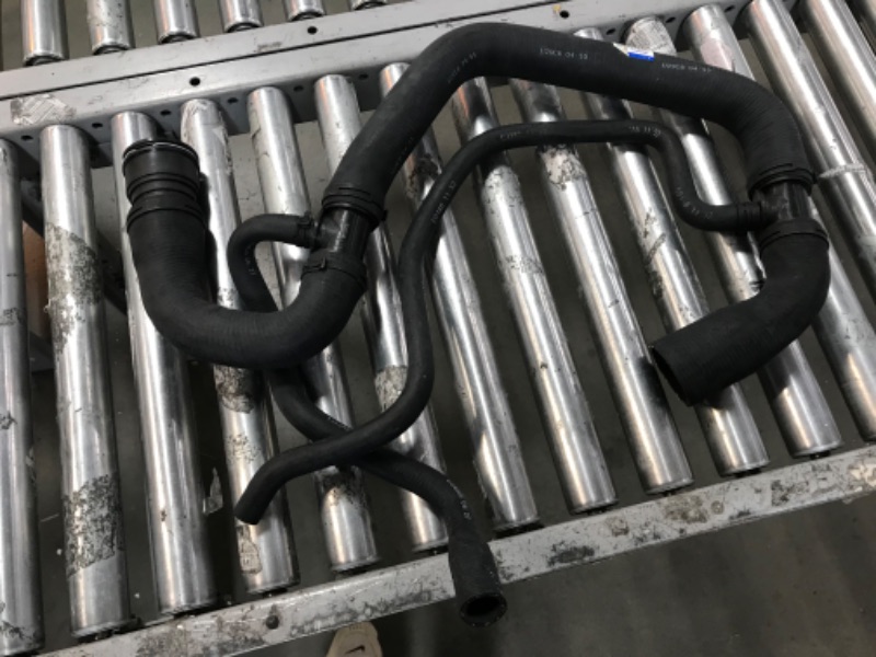 Photo 1 of ACDelco Gold 26570X Molded Lower Radiator Hose