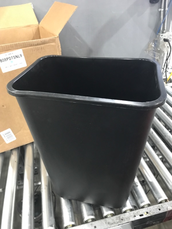 Photo 2 of 10 gallon trash bin