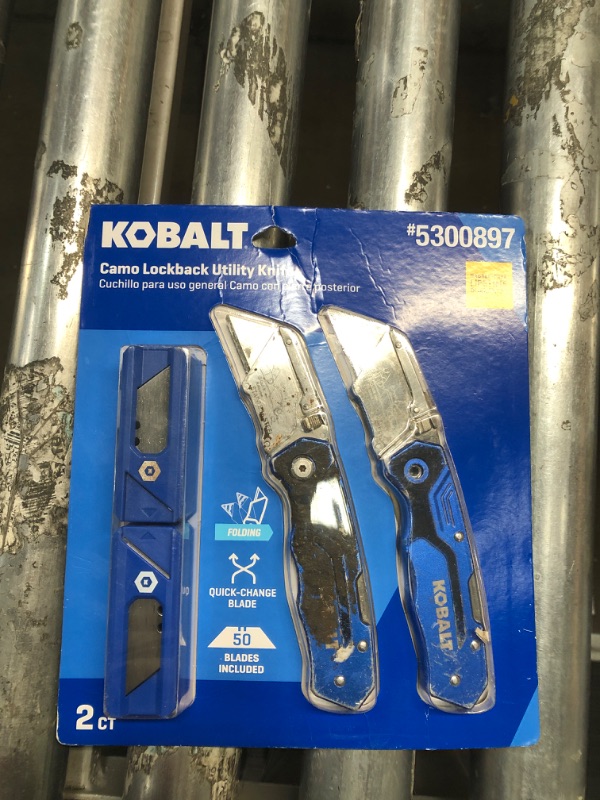 Photo 2 of 
Kobalt Camo Lockback 50-Blade Folding Utility Knife