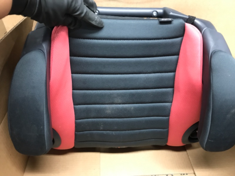 Photo 2 of Chicco Gofit Backless Booster Seat