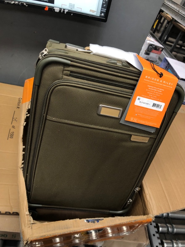 Photo 1 of Briggs & Riley Baseline Essential Carry-on Spinner (Olive) Carry on Luggage
