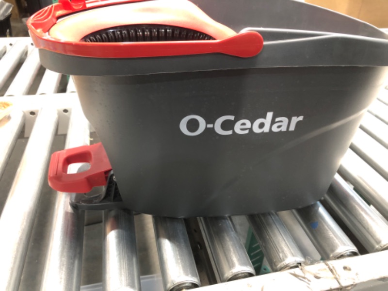 Photo 1 of ***PEDAL WON'T DEPRESS - MISSING MOP HANDLE - NO PACKAGING***
EasyWring Microfiber Spin Mop attachments with Bucket System (mop not included)