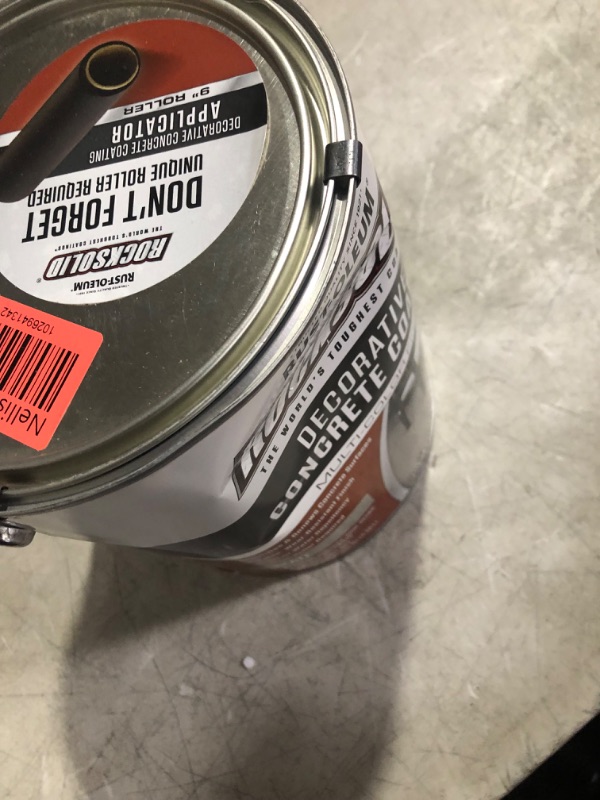 Photo 5 of ***USED - CONTAINER DENTED - SEE PICTURES - REQUIRES PROPRIETARY ROLLER TO APPLY***
RUST-OLEUM 306267 Gallon Slate Concrete Coating