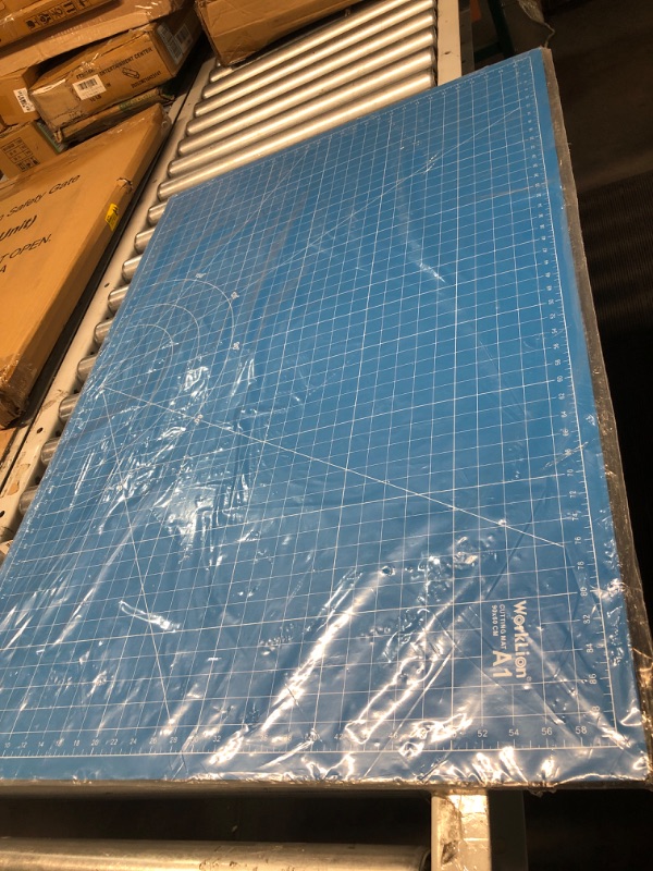 Photo 2 of WORKLION 24" x 36" Large Self Healing PVC Cutting Mat, 24 x 36 inch