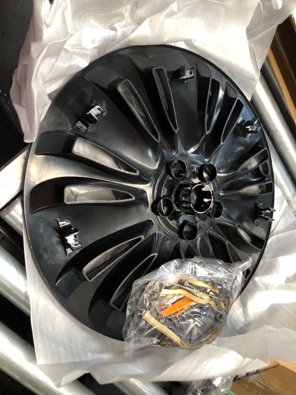 Photo 4 of ***USED - MISSING RING TO ATTACH TO WHEEL - SEE PICTURES***
Klutchtech Tesla Model Y Hubcaps - 19 Inch Gemini Wheel Cover Replacement - 1 Piece