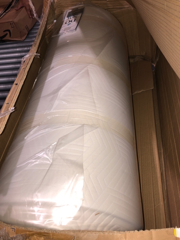 Photo 1 of (READ FULL POST) Lucid 14 Inch Queen Mattress – Medium Memory Foam Mattress – Bamboo Charcoal Foam – Gel Infused – Hypoallergenic Foam Mattress – Bed-In-A-Box- CertiPUR-US Certified,White Queen Medium Mattress Only