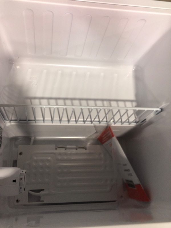 Photo 7 of (please see all images) Freezerless Mini Fridge, White 