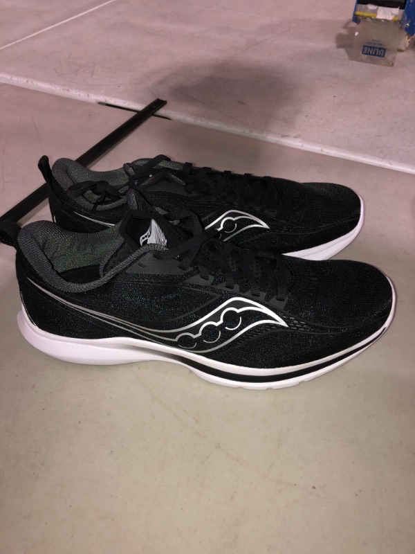 Photo 1 of (NON-REFUNDABLE) Saucony Men's ProGrid Kinvara Running Shoe 12.5 Black/Silver