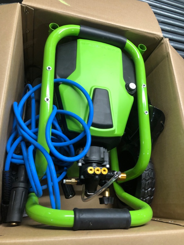 Photo 4 of **prev used **dirty**undable to test**Greenworks Pro 3000 PSI 2-Gallons Cold Water Pressure Washer (Battery and Charger Not Included)
