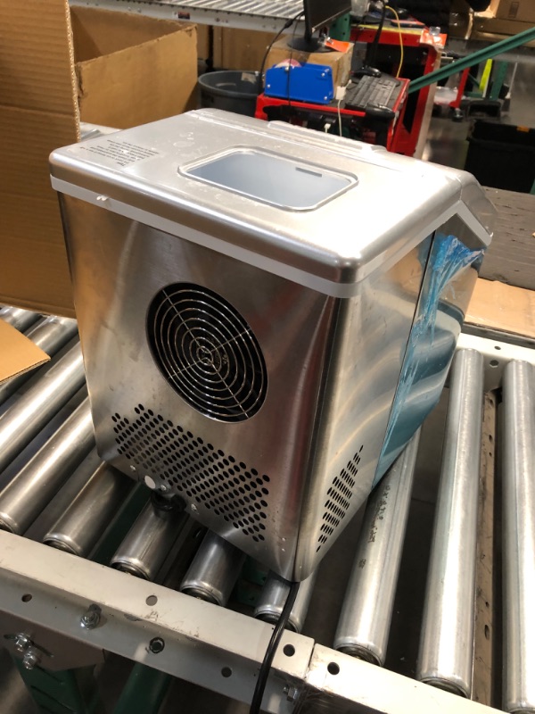 Photo 4 of ***USED - MISSING PARTS - SEE COMMENTS***
EUHOMY Countertop Ice Maker Machine, 40Lbs/24H Auto Self-Cleaning, 24 Pcs Ice/13 Mins, Portable Compact Ice Maker with Ice Scoop & Basket (Silver)