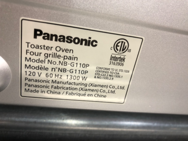 Photo 2 of ***DAMAGED Door won't close***
Panasonic Toaster Oven FlashXpress with Double Infrared Heating and Removable 9-Inch Inner Baking Tray, 1300W, 12 x 13 x 10.25, Silver Silver Toaster Oven