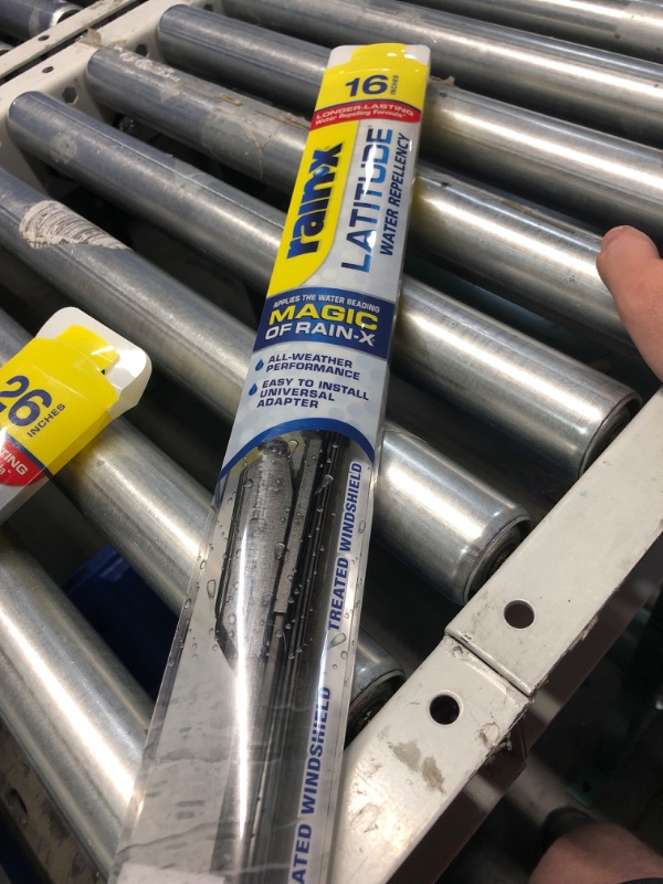 Photo 1 of Rain-X 810163 Latitude 2-In-1 Water Repellent Wiper Blades, 26" and 16" Windshield Wipers (Pack Of 2), Automotive Replacement Windshield Wiper Blades With Patented Rain-X Water Repellency Formula 26" and 16" Combo