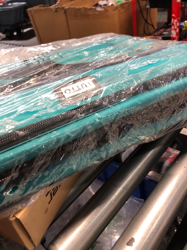 Photo 4 of (damage to bag)
Tutto Machine on Wheels Case - Turquoise