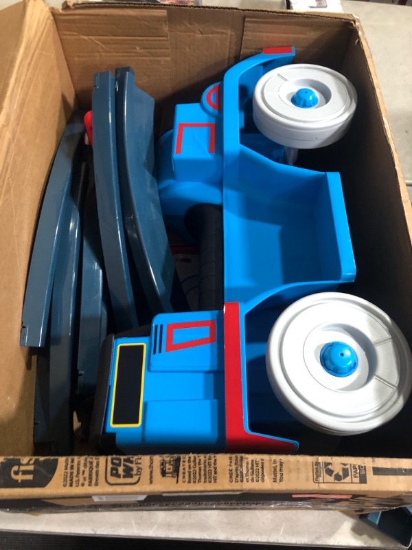 Photo 3 of ***USED - LIKELY MISSING PARTS - UNABLE TO VERIFY FUNCTIONALITY***
Power Wheels Thomas & Friends battery-powered ride-on train with track for indoor play, toddler toys, for ages 1-3 years [Amazon Exclusive] PW Thomas on track ride on