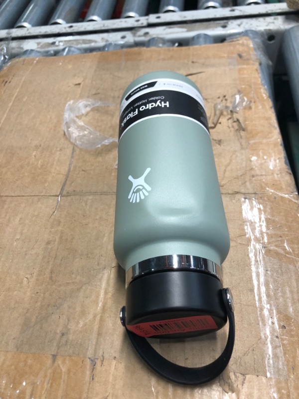 Photo 2 of **MINOR DENT**
Hydro Flask Wide Flex Cap Agave 32 Oz