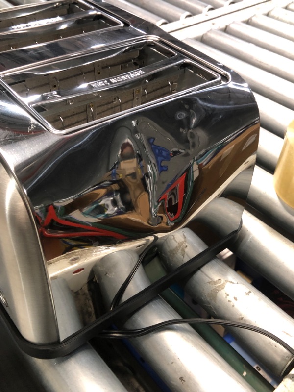 Photo 1 of **MINOR DAMAGE SEE NOTES**
SEEDEEM Toaster 4 Slice, LCD Display, 6 Shade Settings Stainless Toaster, 1.5'' Wide Slots, Digital Toaster for Bagel, Defrost, Reheat, Dual Control, Removable Crumb Tray, 1500W, Silver Metallic