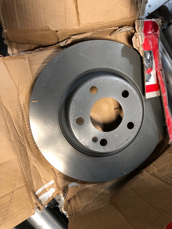 Photo 5 of **ONLY ONE & SCRATCHED***Brembo 09.D533.13 Co-cast two piece UV Coated Pillar Vented Brake Rotor MERCEDES-BENZ/MERCEDES-BENZ (BBDC) OE# A0004231812