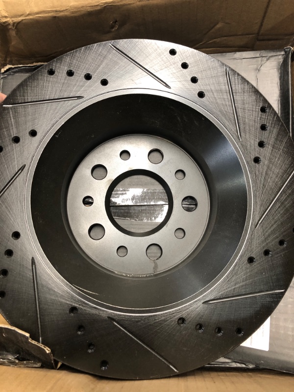 Photo 1 of **SIGNS OF PREVIOUS USE (SEE PHOTOS)**
R1 Concepts Rear Brakes and Rotors Kit - fits 2017-2020 Maserati Ghibli, Levante