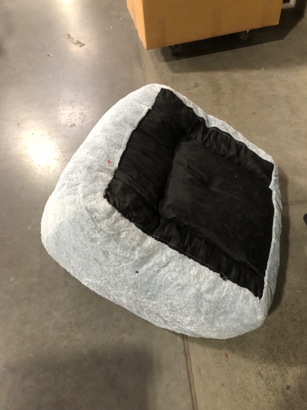 Photo 3 of ***USED - DIRTY - NO PACKAGING***
N&V Bean Bag Chair High-Density Foam Filling Sofa with Soft Faux Fur Cover for Teens, Adults to Gaming, Reading, and Watching TV, 35"D x 40"W x 28"H