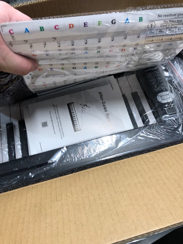 Photo 1 of ***USED - POWERS ON - UNABLE TO TEST FURTHER - LIKELY MISSING PARTS***
Finger Dance 61 Key Keyboard, Folding Piano, Semi Weighted Keys Portable Piano, Bluetooth & MIDI, Foldable Keyboard Piano for Beginner - Deep Black