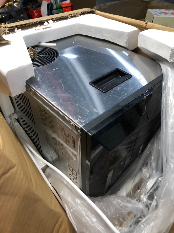 Photo 2 of ***USED - DIRTY - POWERS ON - UNABLE TO TEST FURTHER***
Countertop Ice Maker Machine, 44Lbs/24H Auto Self-Cleaning, 24 Pcs Ice/15 Mins, Portable Compact Ice Maker with Ice Scoop & Basket, Perfect for Home/Kitchen/Office/Bar