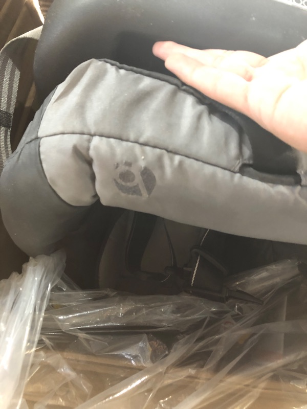 Photo 3 of Baby Trend 35 Infant Car Seat Grey