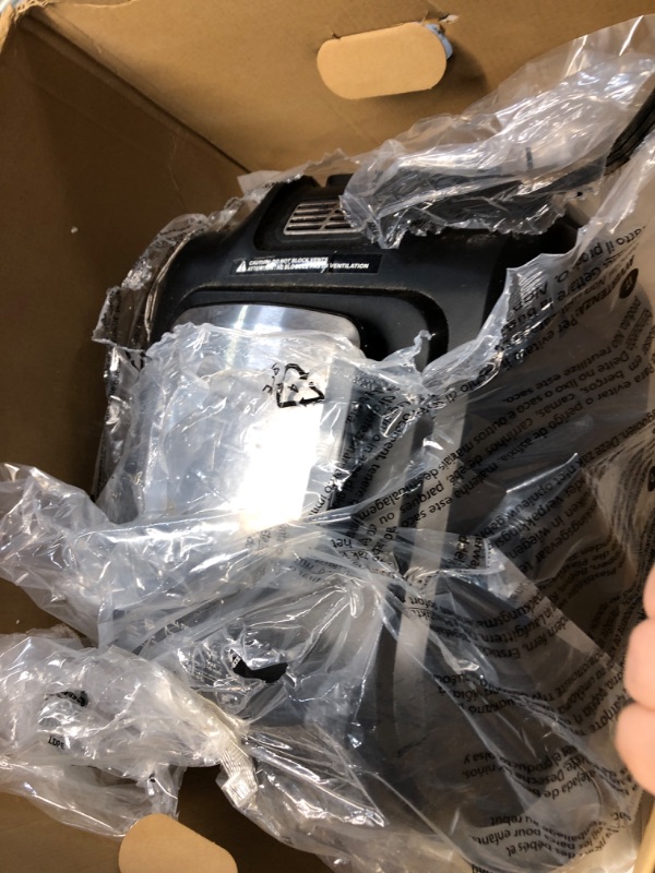 Photo 1 of ***NOTES***
Ninja Foodi 4-in-1 Indoor Grill with 4-Quart Air Fryer with Roast, Bake, and Cyclonic Grilling Technology, Ag300, Black & Silver