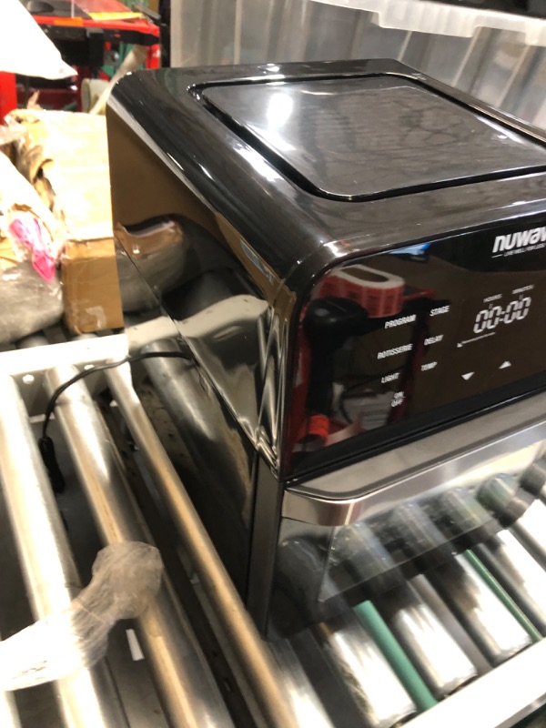 Photo 2 of ***USED - POWERS ON - UNABLE TO TEST FURTHER***
Nuwave Brio Air Fryer Smart Oven, 15.5-Qt X-Large Family Size