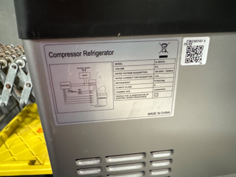 Photo 6 of **USED READ NOTES**12V Car Refrigerator, 30 Quart(28L) Electric Cooler Car Fridge, Portable Freezer -4?~68? with 12/24V DC & 100-240V AC, Car Cooler for Camping, Travel, RV, Truck, Boat and Home Use 30QT