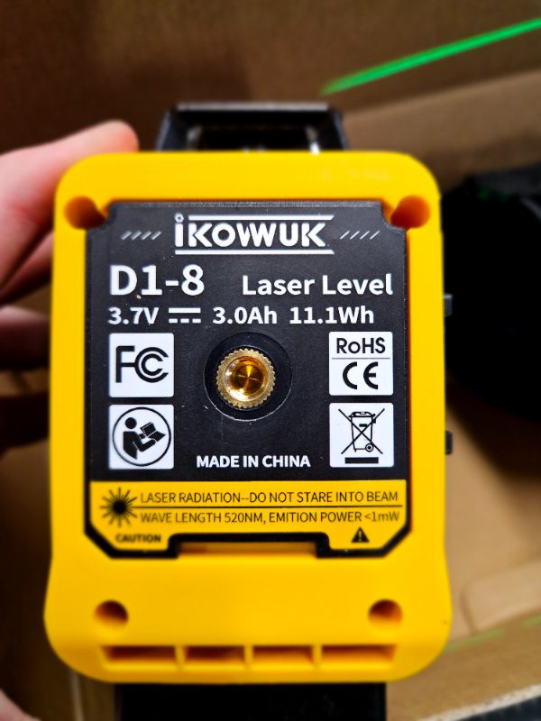 Photo 4 of IKOVWUK Laser Level with Tripod, 2x360° Self-leveling Green Cross Line