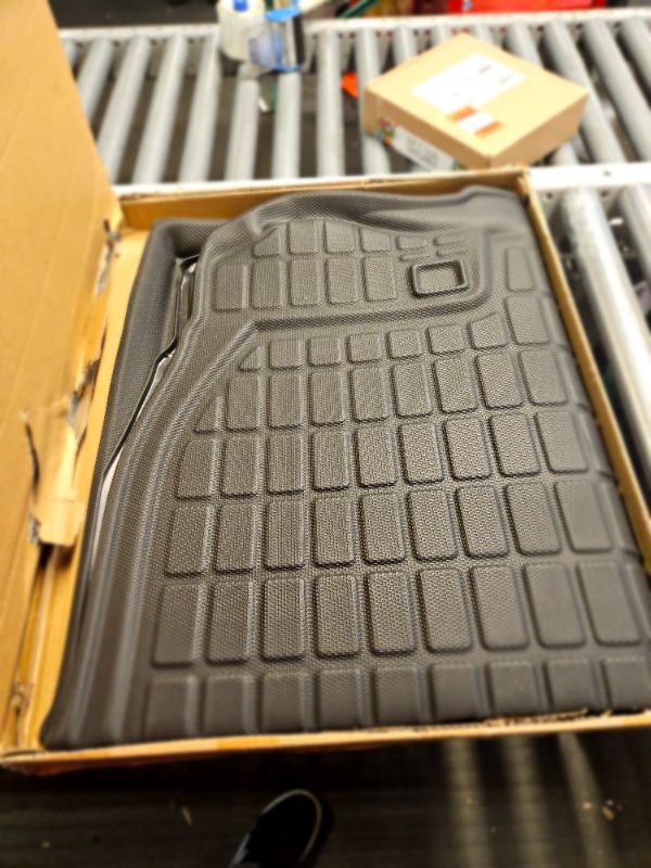 Photo 2 of (unknown make and model) Wrangler Cargo Liners All Weather Guard 3D Modeling Heavy Duty TPO Waterproof 