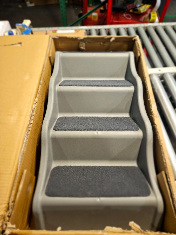 Photo 2 of **DIRTY**
Amazon Basics Foldable Steps for Dogs and Cats, Grey 14.6"X22.75"X19.5" Foldable Grey