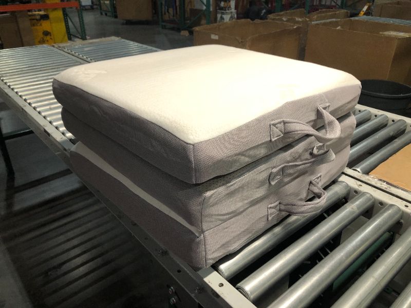 Photo 3 of ***USED - NO PACKAGING - SEE PICTURES***
Folding Mattress, 4 Inch Memory Foam Tri-fold Mattress with Breathable & Washable Bamboo Fiber Fabric Cover, Foldable Floor Mattress Guest Bed for Camping, Road Trip, Single, 75"L x 25"W x 4"Th